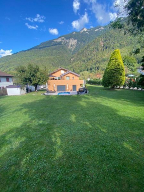 Appartement moderne avec terrasse et piscine à Châtel sur Bex